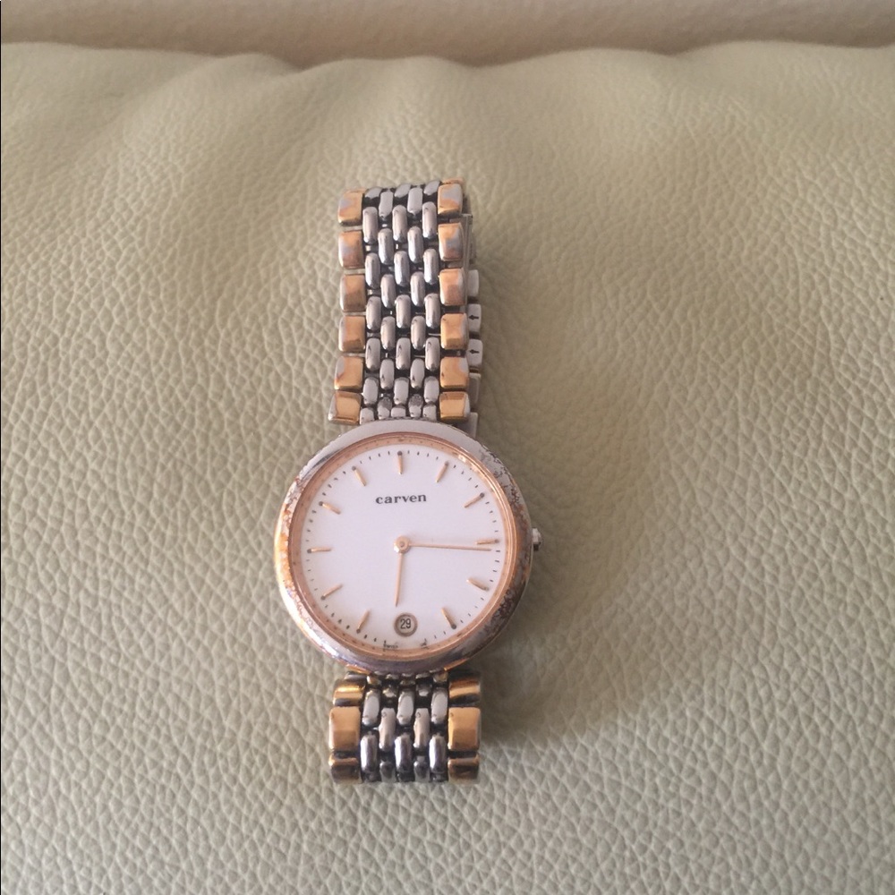 Carven watch